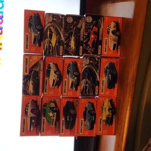 Matchbox Powergrabs LOT Of 19 Vehicles Unopened